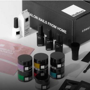 NailBoo Starter Kit with 3 Dip Polishes